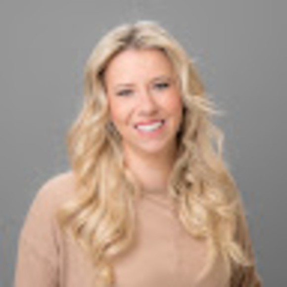 Meet your Posher, Amanda - Picture 1 of 1